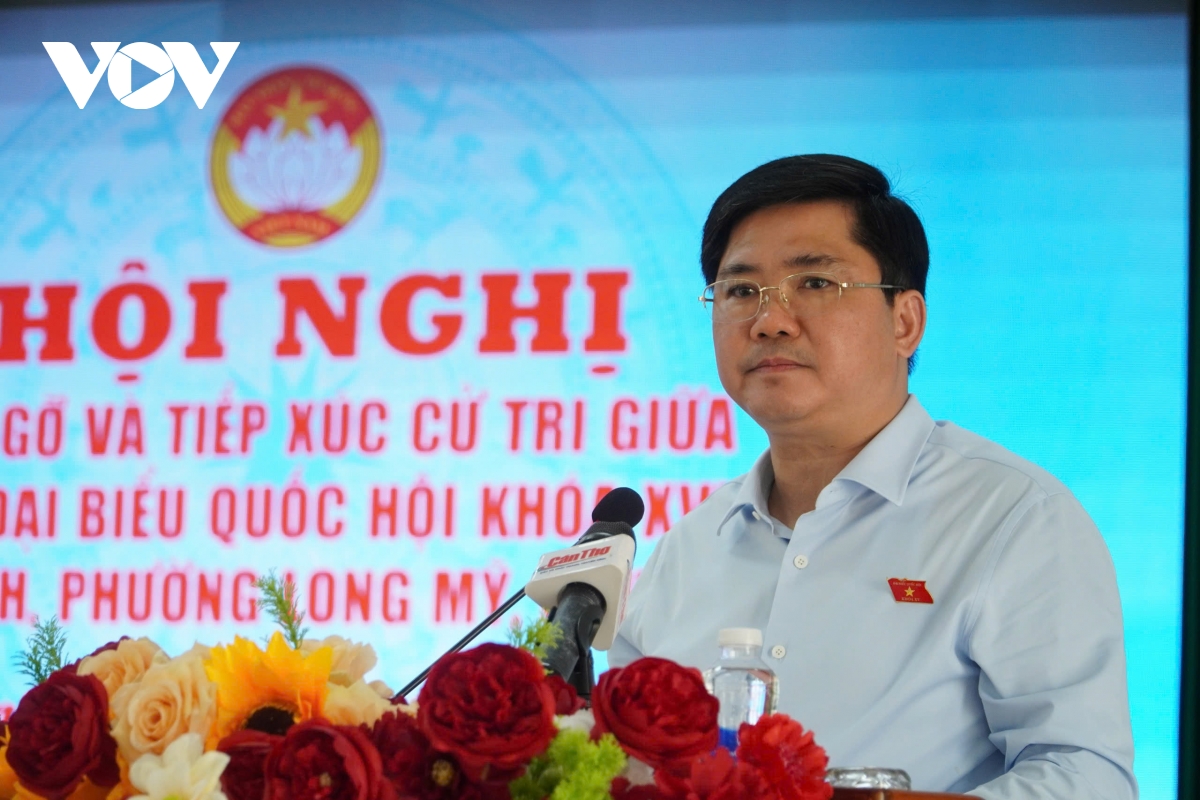 ong_nguyen_tuan_anh-_pho_bi_thu_thanh_uy_truong_doan_dai_bieu_quoc_hoi_thanh_pho_can_tho_phat_bieu_tai_hoi_nghi.jpg