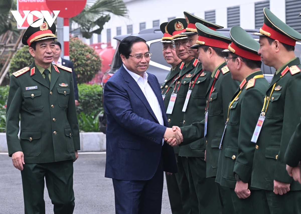 thu_tuong_lam_viec_ve_phat_trien_cong_nghe_quoc_phong_4.jpg