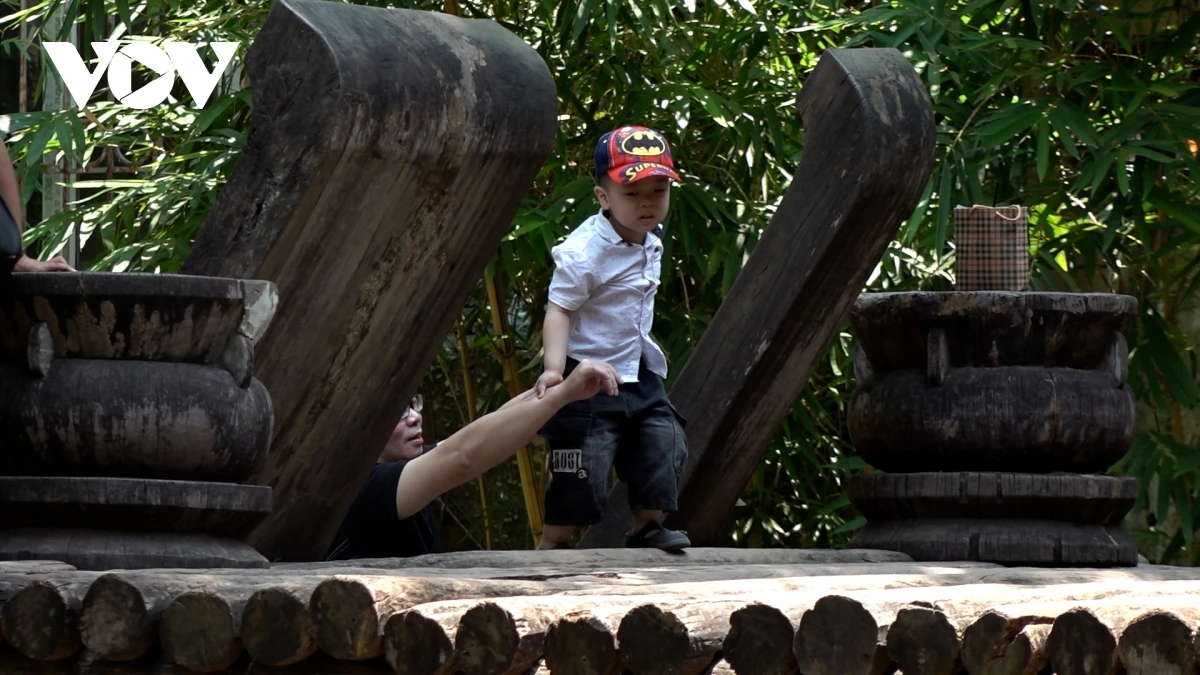 2_nghi_le_304_-_15.jpg