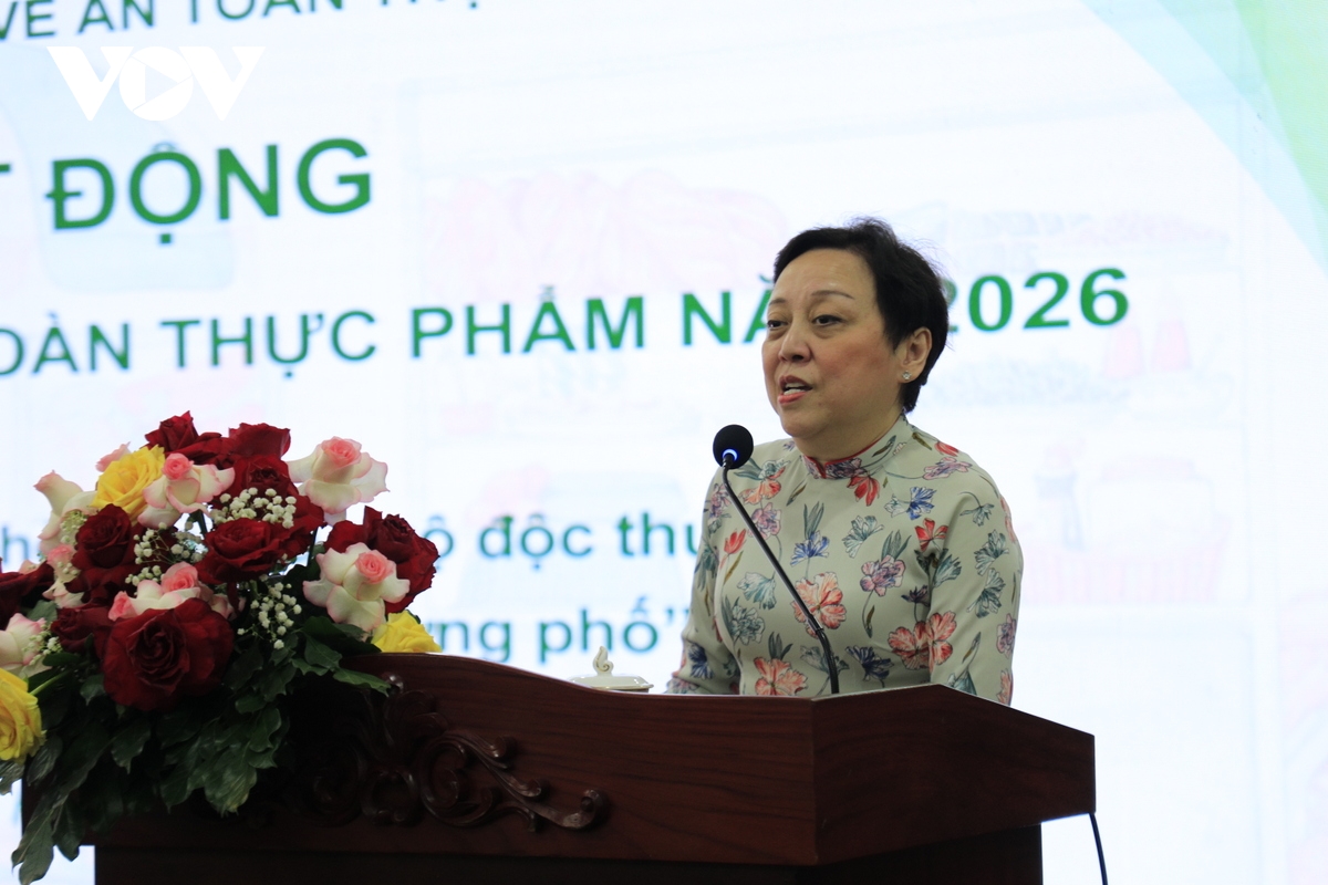 ba_pham_khanh_phong_lan.jpg