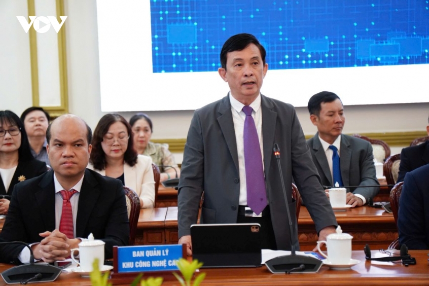 .gs_ky_phung.jpg