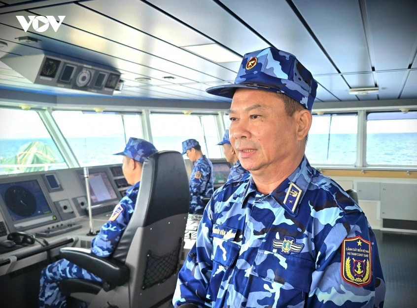 1_thieu_tuong_nguyen_van_dung_chinh_uy_bo_tu_lenh_vung_canh_sat_bien_4.jpg