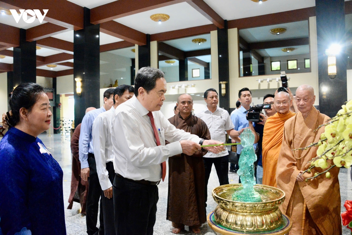 29-5_ctqh_thuc_hien_nghi_thuc_tam_phat.jpg