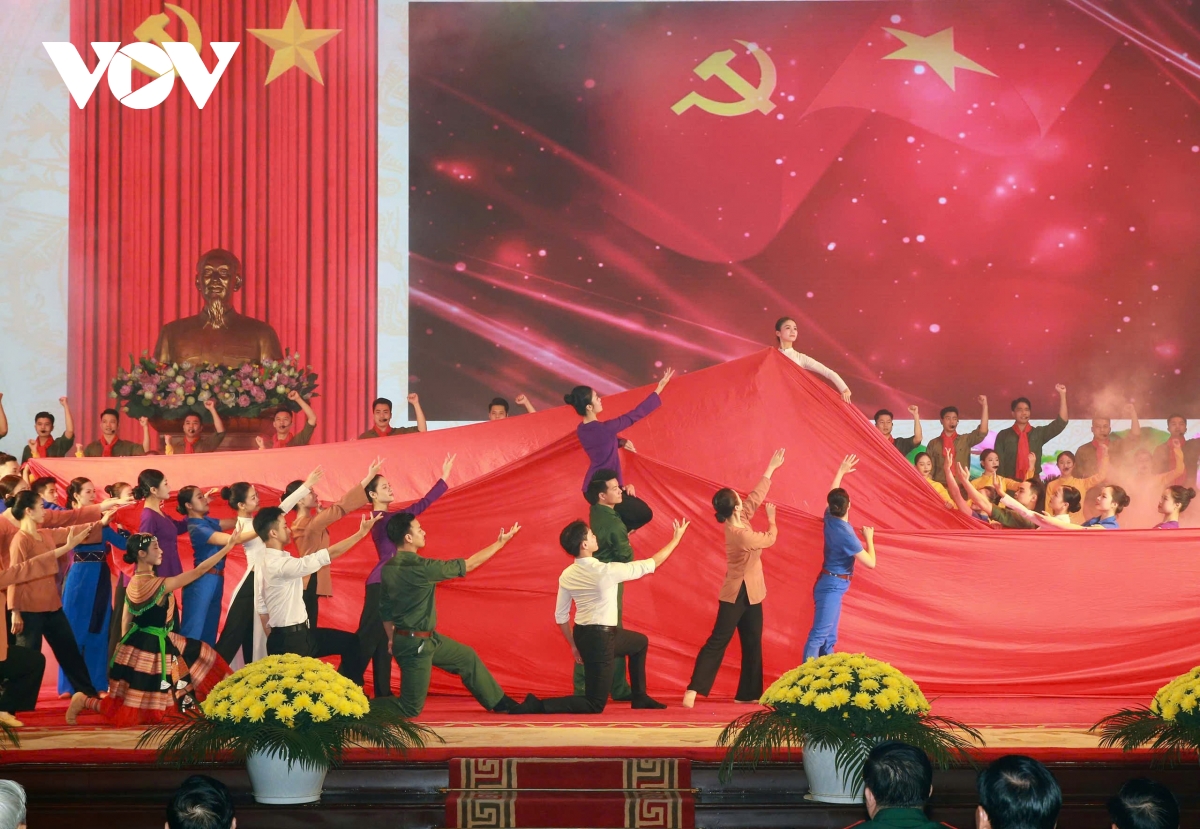 80_nam_nganh_tuyen_huan_quan_doi_15.jpeg