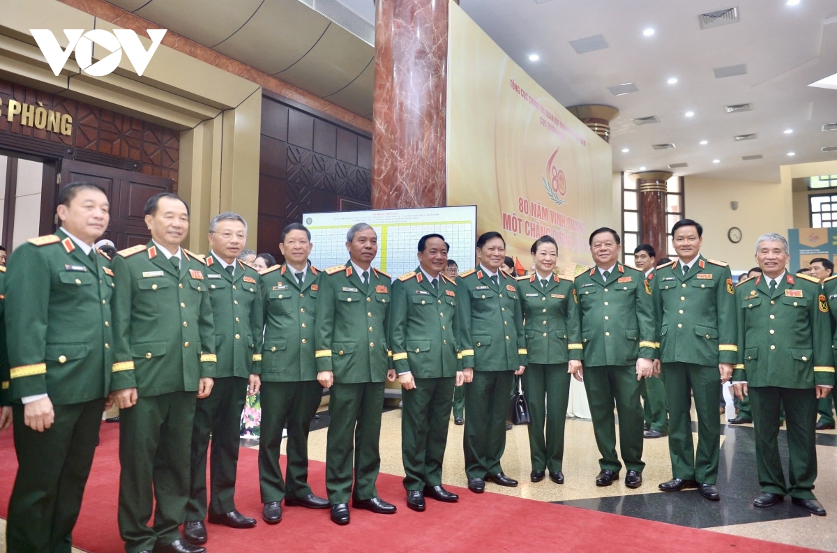 80_nam_nganh_tuyen_huan_quan_doi_6.jpeg