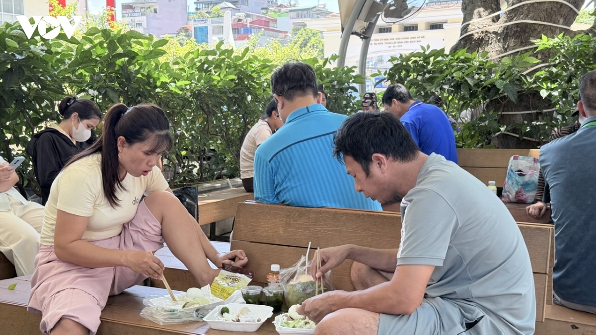 benh_nhan_duoi_cai_nang_gay_gat_10.jpg