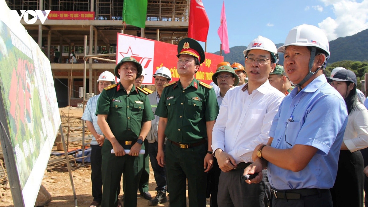 bo_truong_1.jpg
