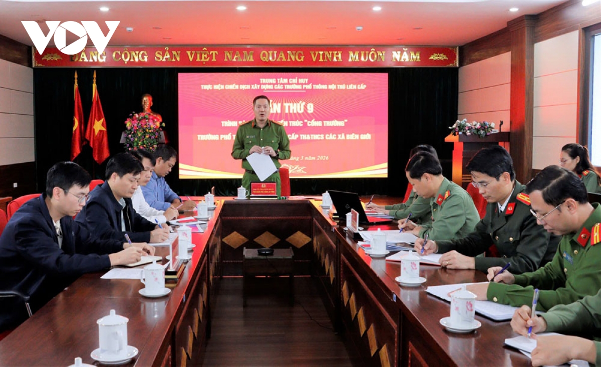 cac_cong_truong_duoc_ket_noi_voi_trung_tam_chi_huy_de_kip_thoi_thao_go_kho_khan_vuong_mac_trong_qua_trinh_thi_cong.jpg