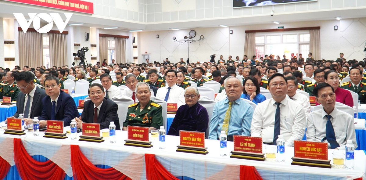 cac_vi_lanh_dao_nguyen_lanh_dao_trung_uong_thanh_pho_da_nang_du_le.jpg