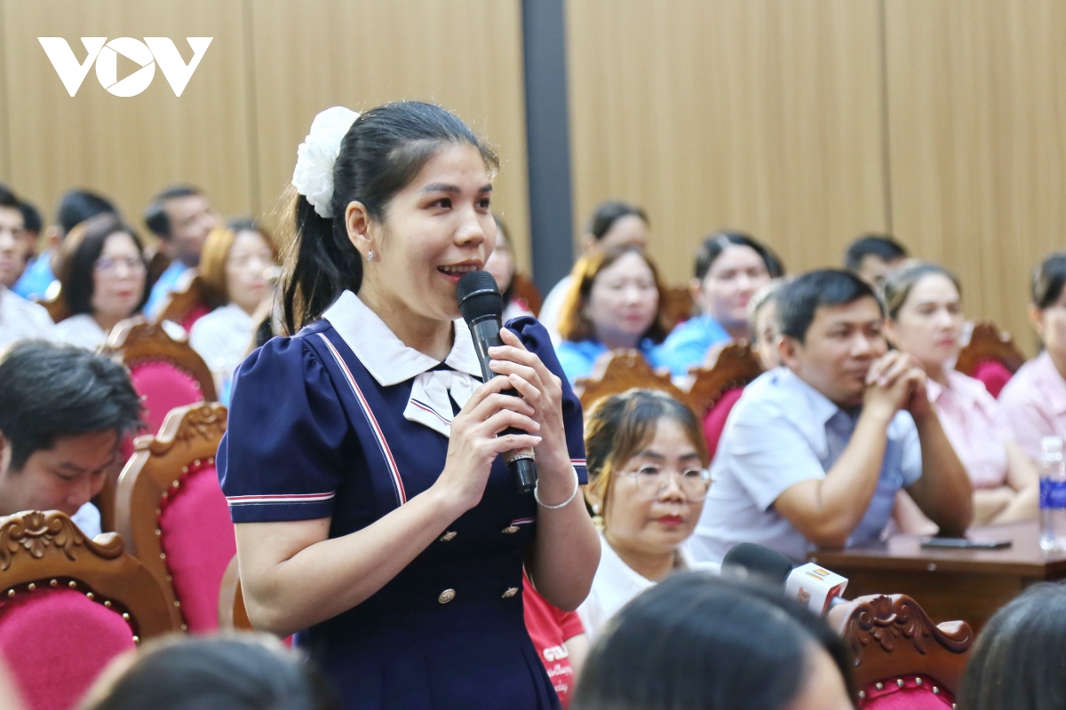 chi_phan_thi_kim_anh_cong_nhan_tai_khu_cong_nghiep_hoa_khanh_thanh_pho_da_nang_kien_nghi.jpg