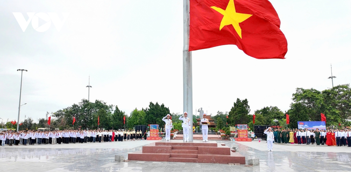co-to-ky-niem-bac-ho-tham-dao_1.jpg