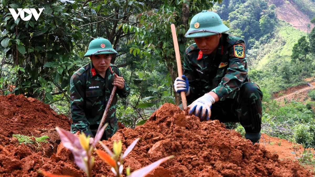cong_viec_tim_kiem_doi_hoi_su_ti_man_kien_tri.jpg