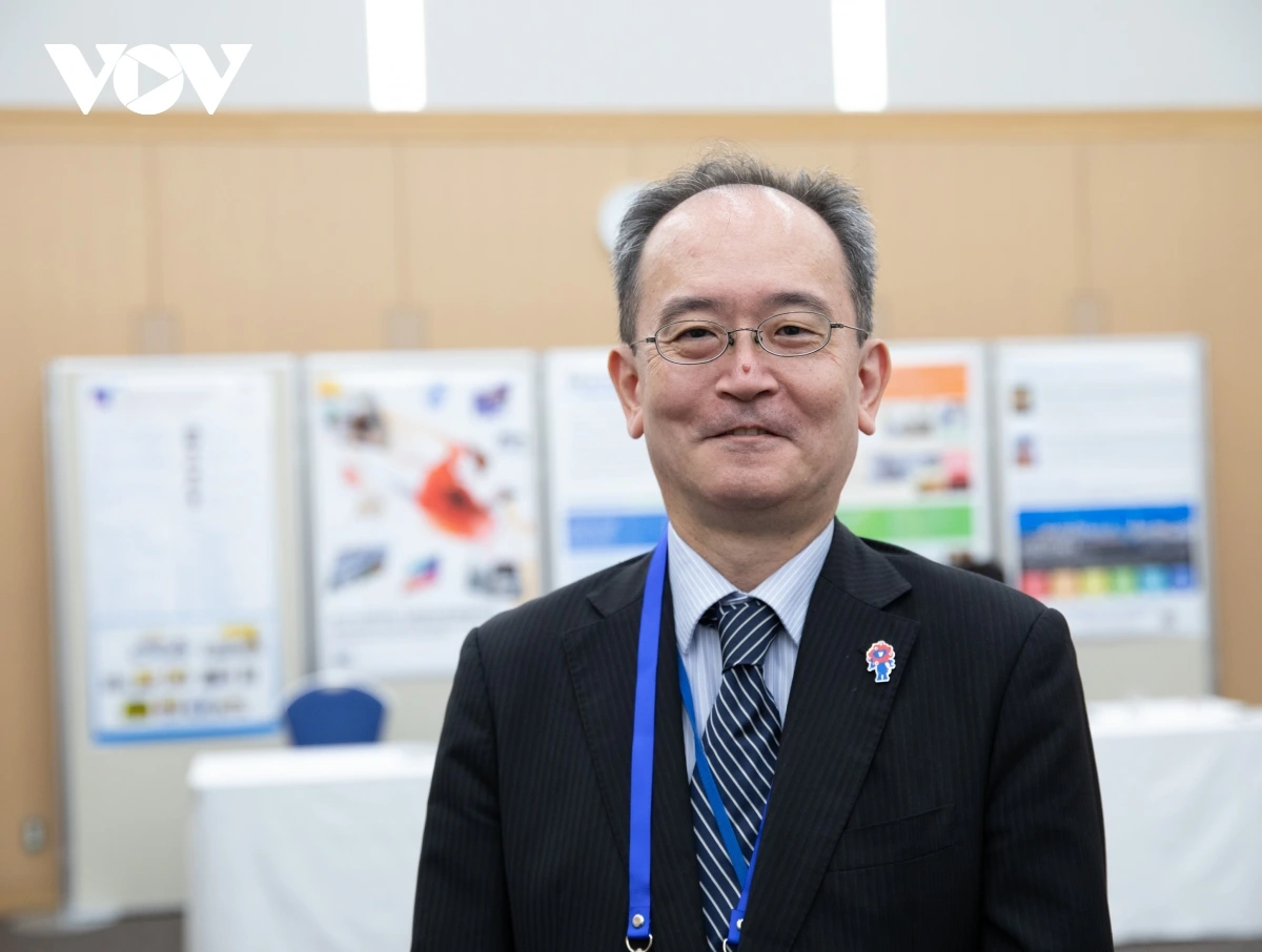 cuc_truong_hoshino_mitsuakianh_vov_tokyo.jpg