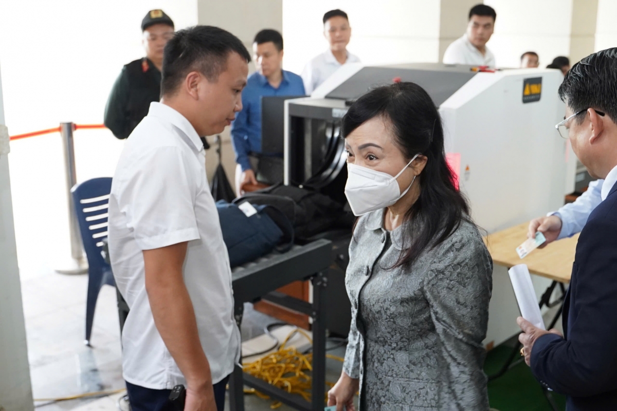 cuu_bo_truong_6.jpg
