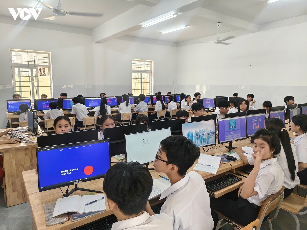 gio_tin_hoc_cua_hoc_sinh_truong_thcs_nguyen_dinh_chieu.jpg