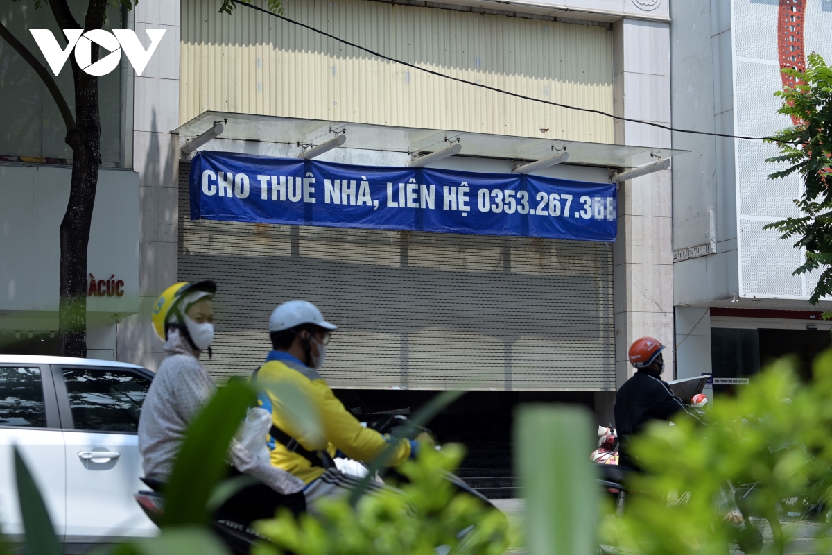 mat_bang_dat_vang_ha_noi_e_khach_thue_8.jpg