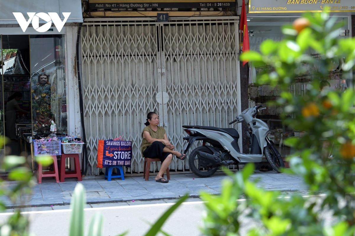 mat_bang_dat_vang_ha_noi_e_khach_thue_9.jpg