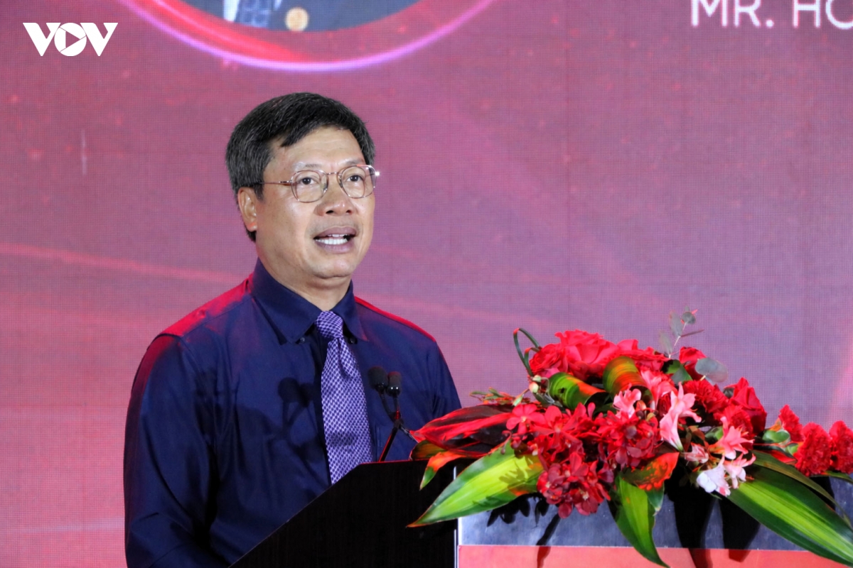 ong_ho_quang_buu_pho_chu_tich_ubnd_thanh_pho_da_nang_phat_bieu_khia_mac_davas_2026.jpg