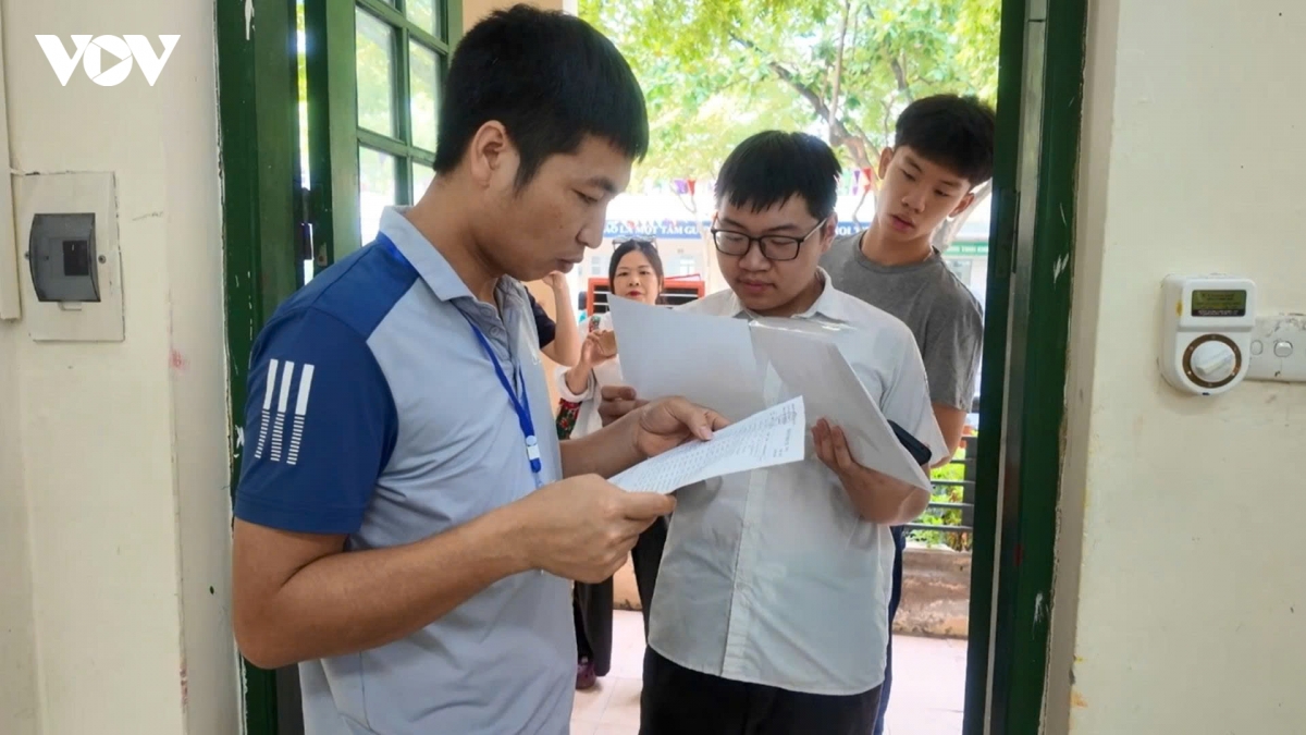 phong_thi.jpg