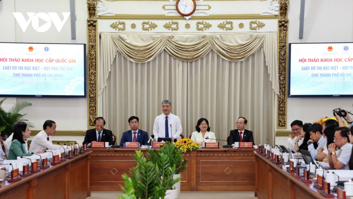 thu_truong_bo_tu_phap_nguyen_thanh_tu_phat_bieu.jpg