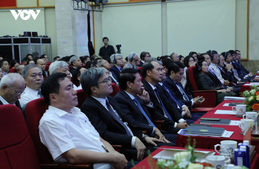 thu_tuong_khan_truong_ra_soat_thao_go_ngay_cac_diem_nghen_lien_quan_den_co_che_tai_chinh_cho_khoa_hoc_cong_nghe.jpg