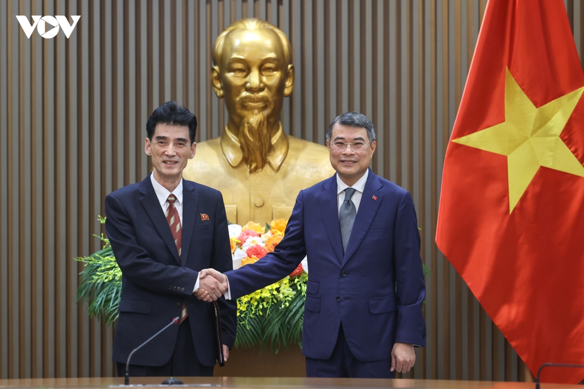 thu_tuong_le_minh_hung_tiep_dai_su_trieu_tien_tai_viet_nam.jpg