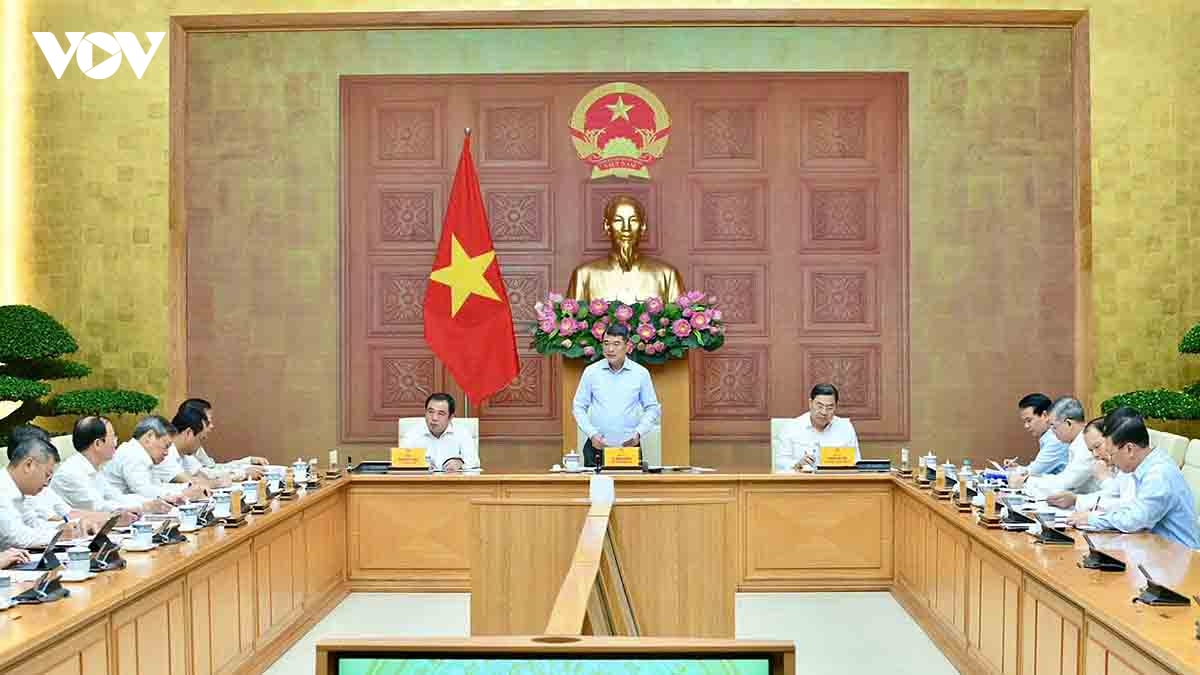 toan_canh_cuoc_hop_ban_giai_phap_ve_nha_o_cho_thue.jpg