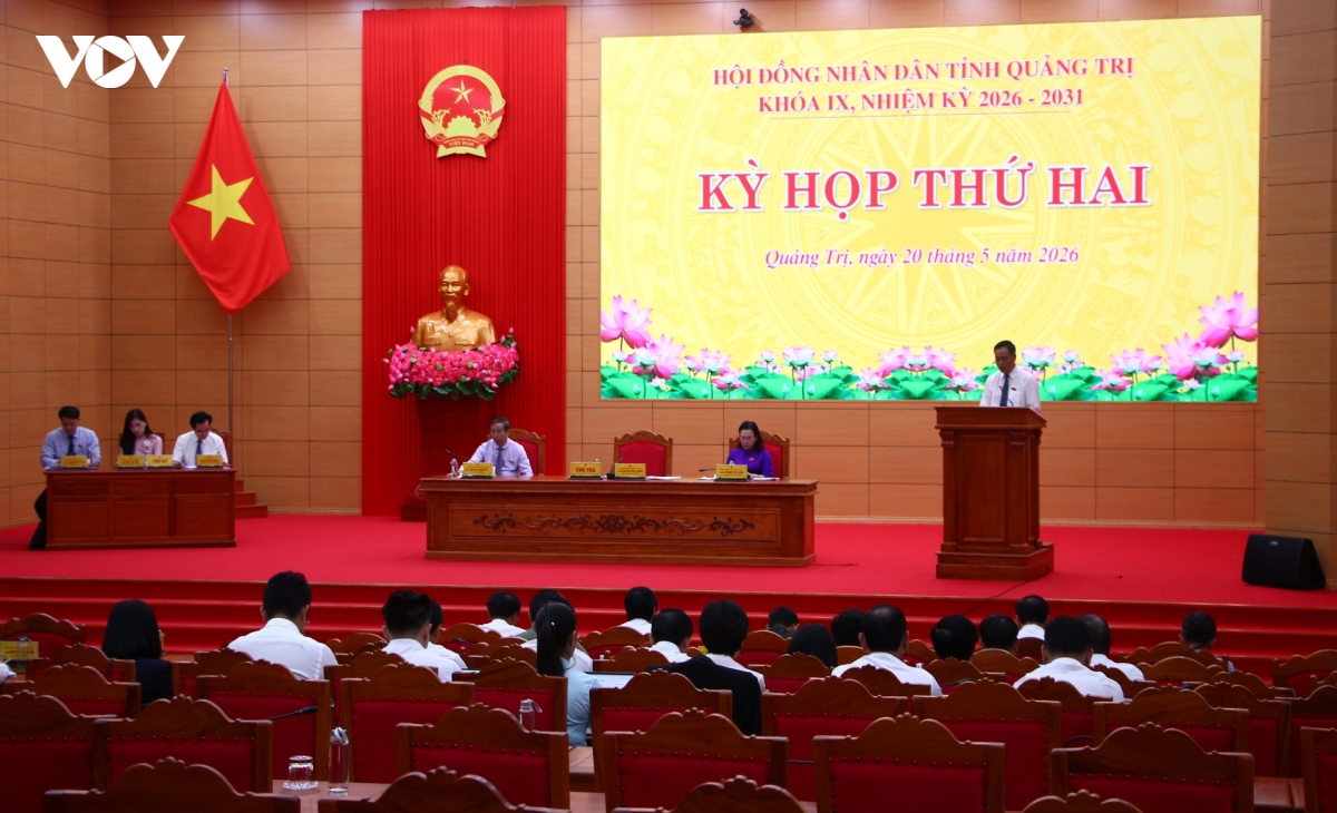 toan_canh_phien_hop.jpg
