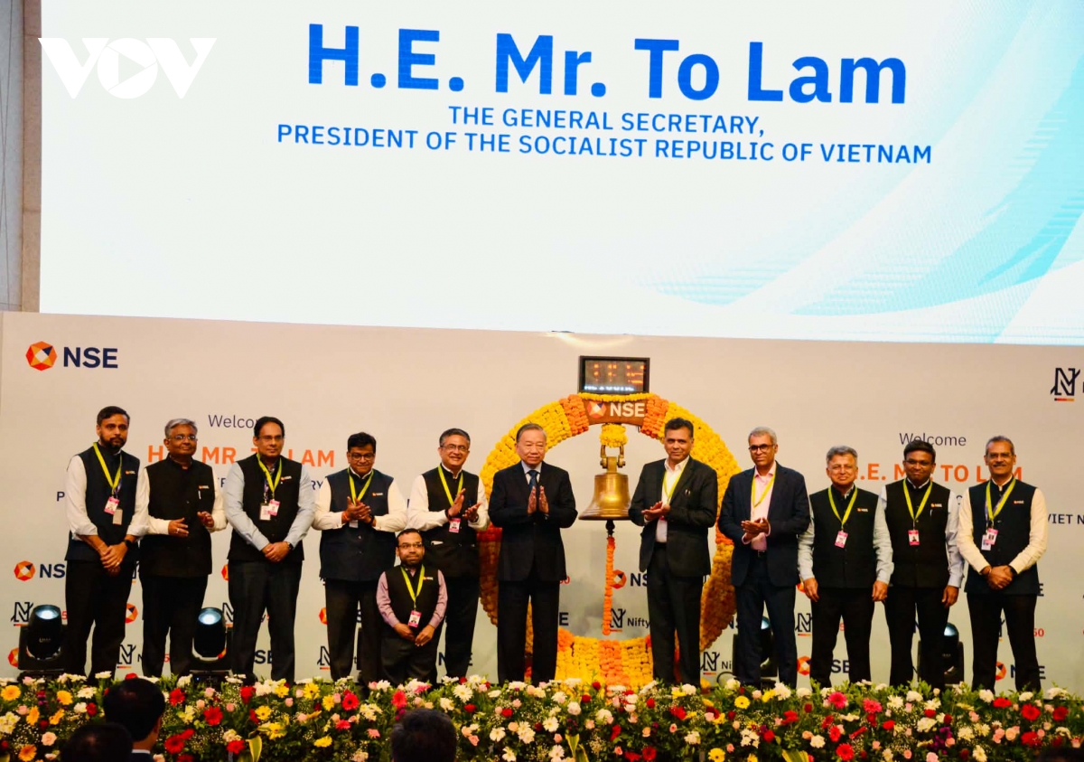 tong_bi_thu_chu_tich_nuoc_to_lam_rung_chuong_tai_san_giao_dich_chung_khoan_quoc_gia_an_do.jpg