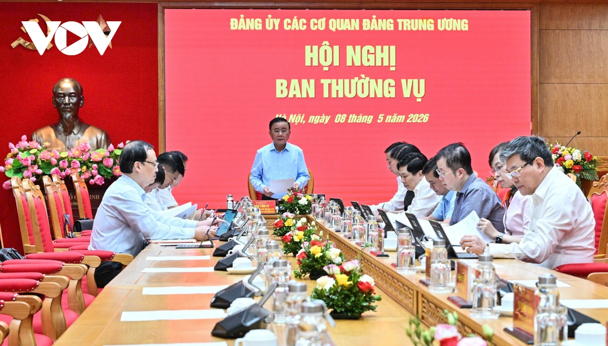 tran_cam_tu.jpg