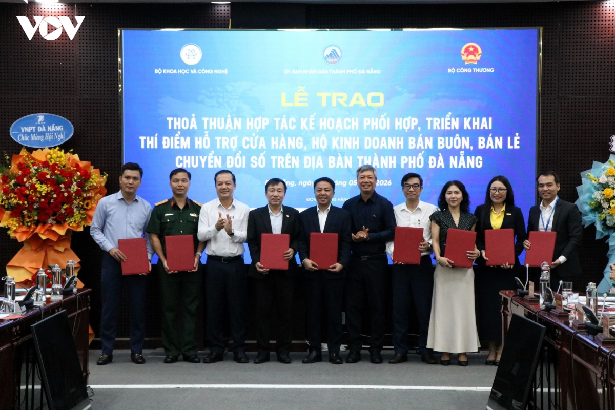 trao_thoa_thuan_hop_tac_ke_hoach.jpg