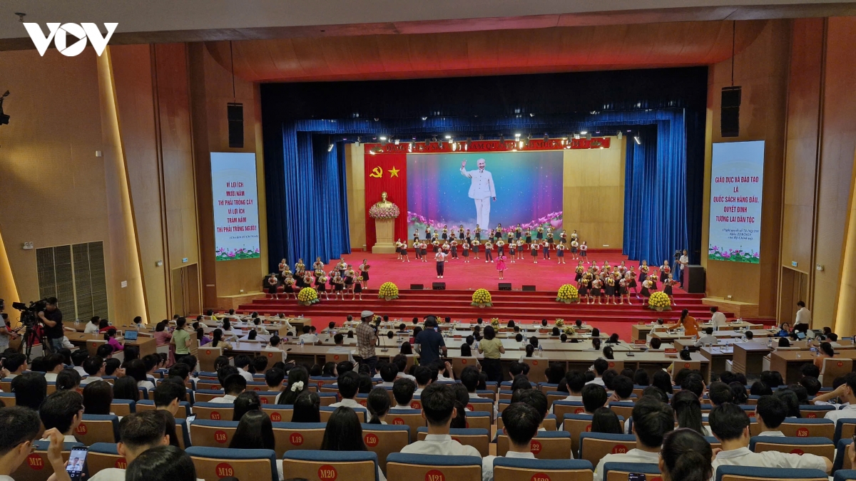 tuyen_duong_2.jpg