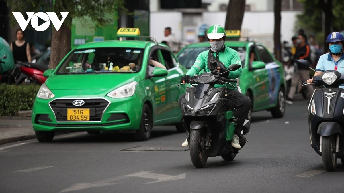 xe_om_cong_nghe.jpg