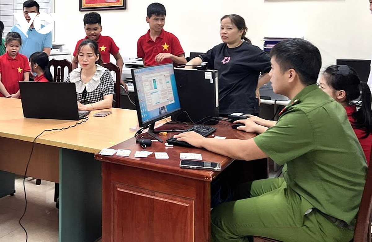 xuyen_le_cong_an_thai_nguyen_cap_toc_dinh_danh_dien_tu_1.jpg