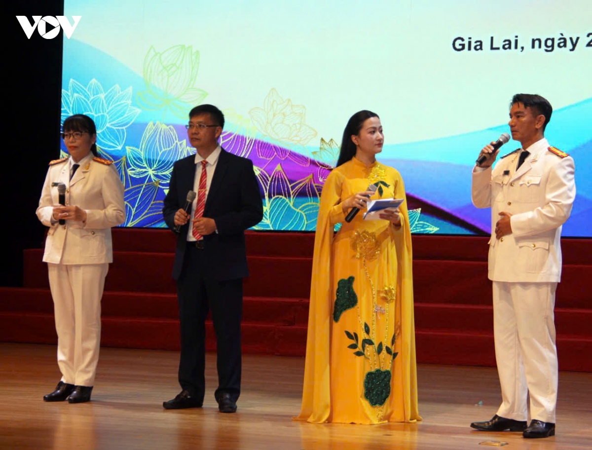 58_gia_dinh_cong_an_tieu_bieu-_anh_1.jpg