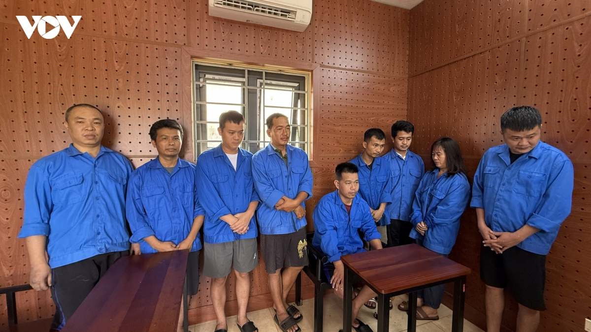 9_doi_tuong_trong_duong_day_ca_do_bong_da_lien_tinh_bi_bat_giu.jpeg