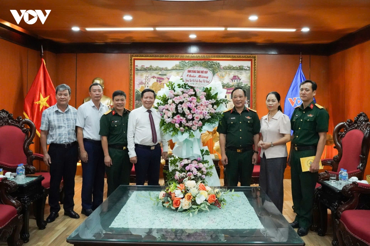 anh_6-tang_thiet_giap.jpg