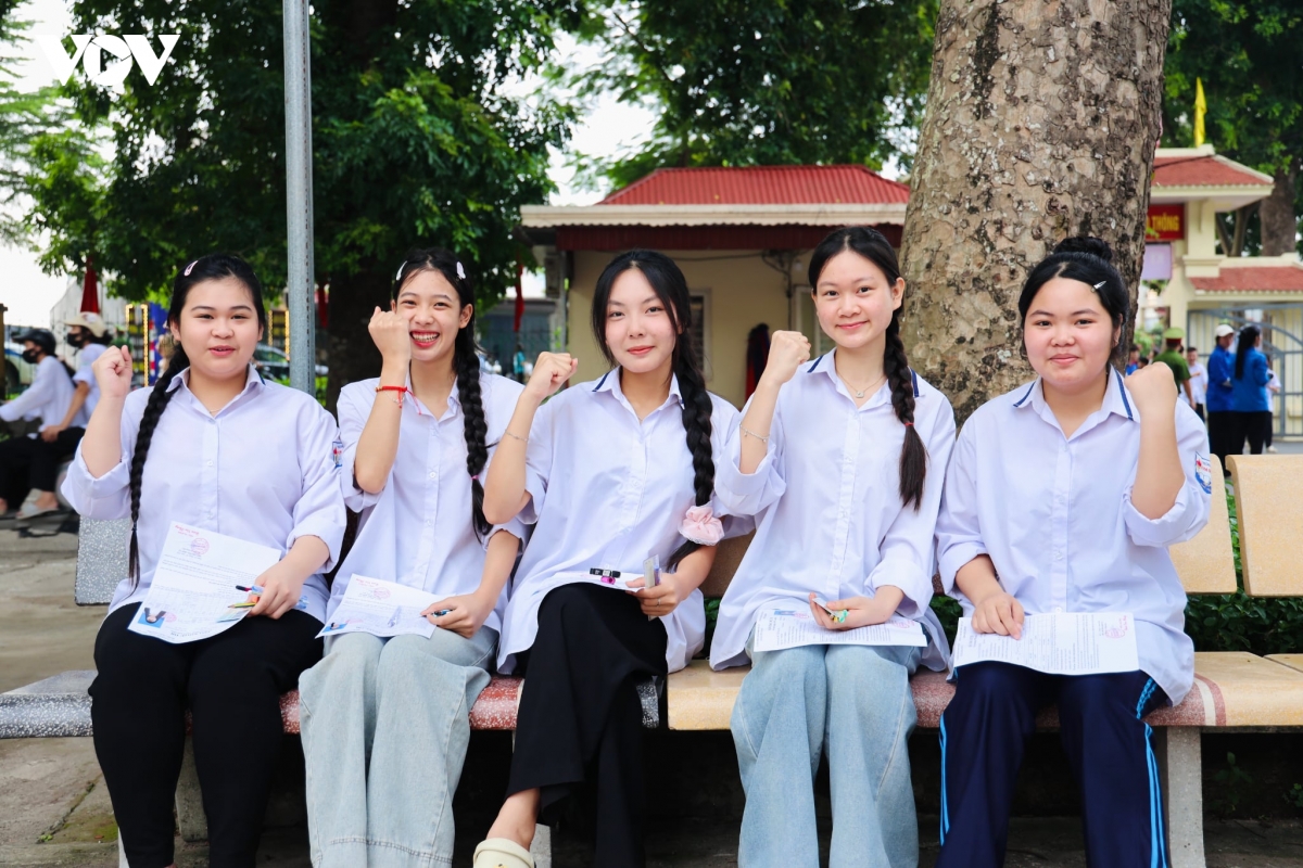 bdcbc45b-0881-4c71-a5be-3c4e27eaba93.jpg