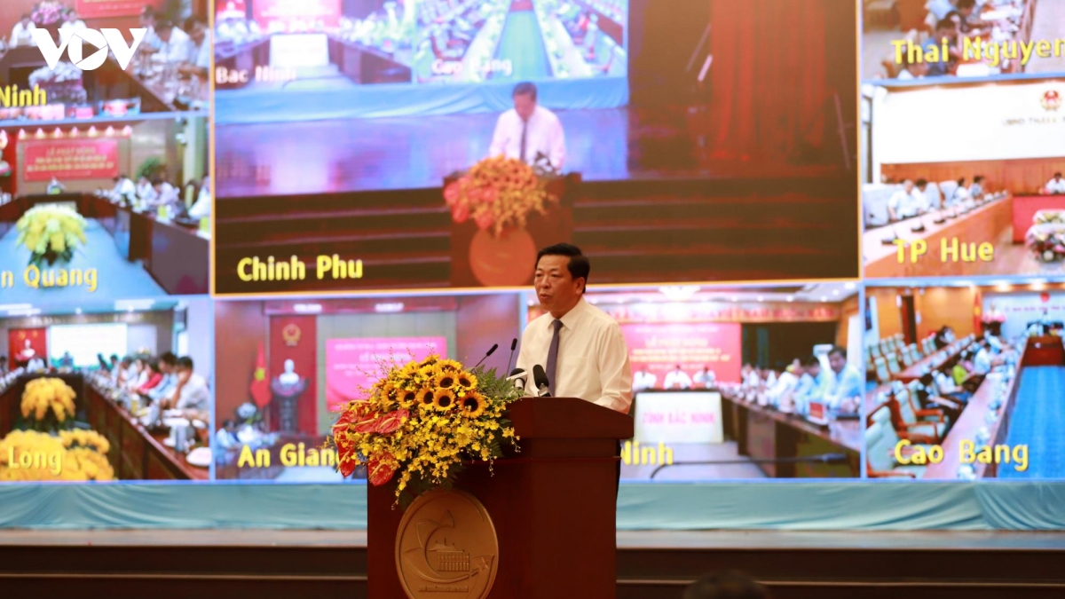 bo_truong_bo_xay_dung_tran_hong_minh_phat_bieu_huong_ung.jpg