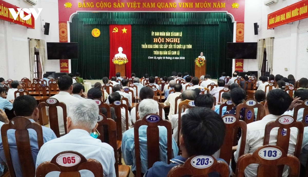 cac_dia_phuong_tai_quang_tri_to_chuc_cac_hoi_nghi_lay_y_kien_nhan_dan_ve_sap_nhap_thon_to_dan_pho.jpg