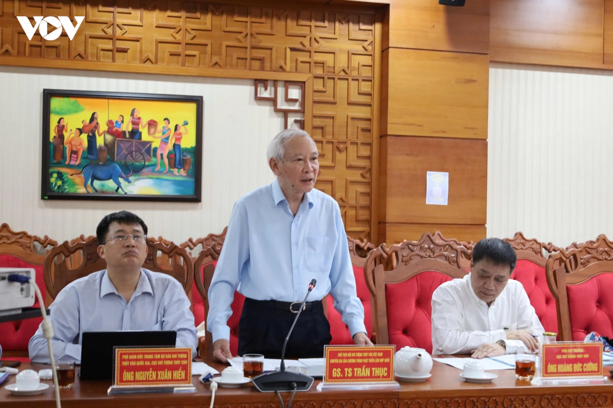 cac_nha_khoa_hoc_.jpg