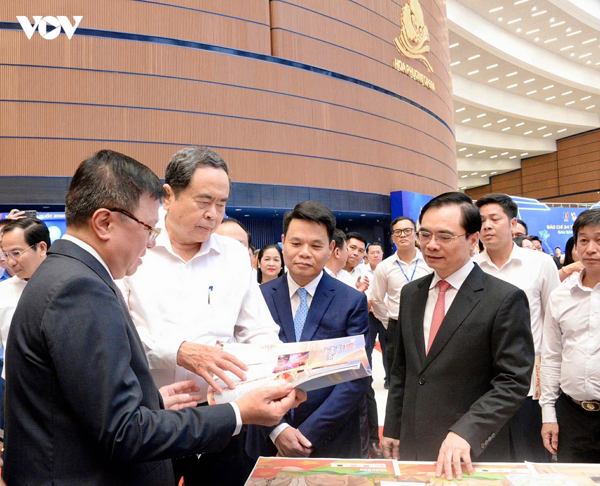 chu_tich_quoc_hoi_tran_thanh_man_2.jpg