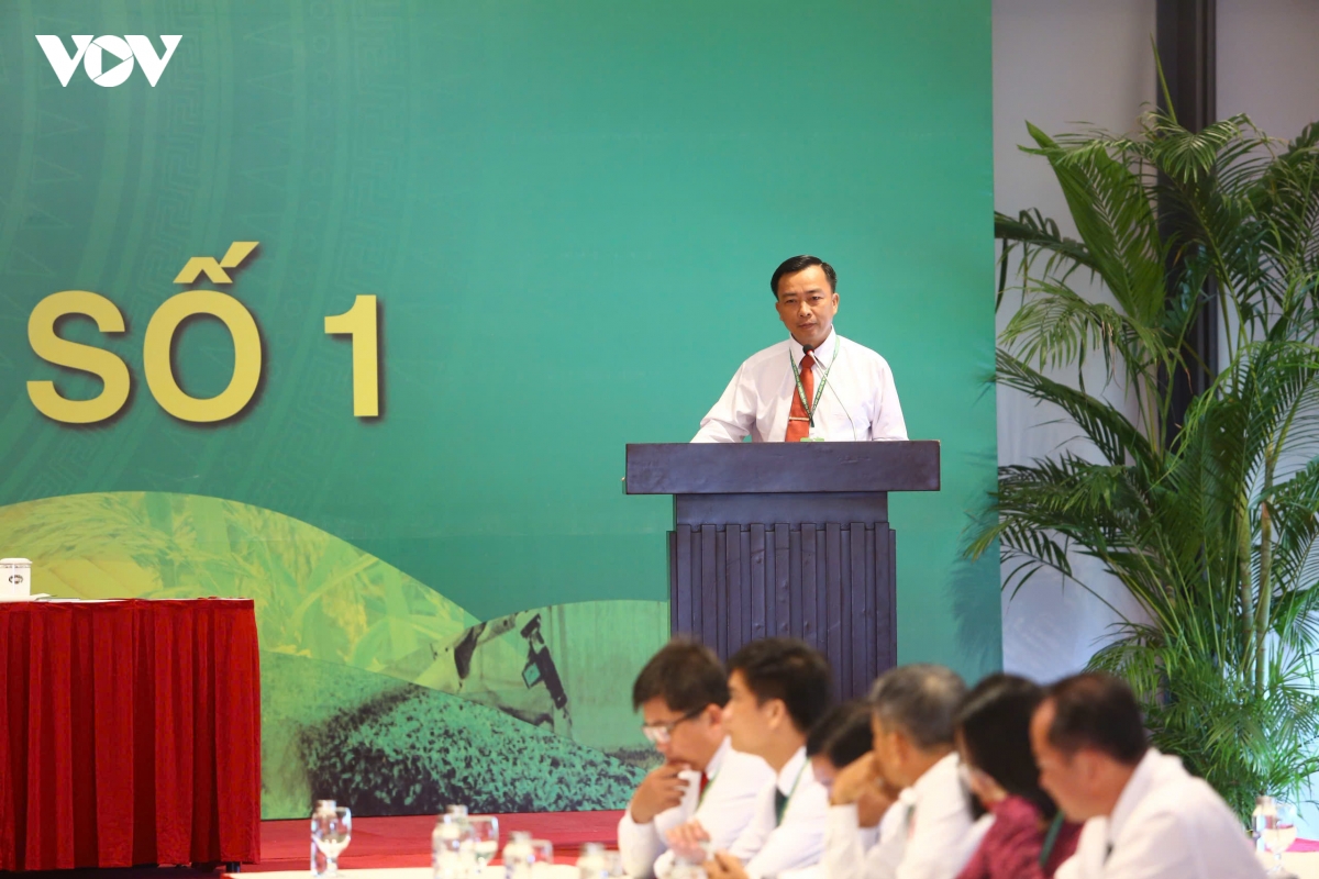 dai_bieu_huynh_cong_minh_uy_vien_ban_thuong_vu_truong_bo_phan_kinh_te_-_xa_hoi_hoi_nong_dan_tinh_dong_thap.jpg
