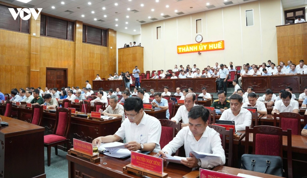 dai_bieu_tham_du_hoi_nghi.jpg