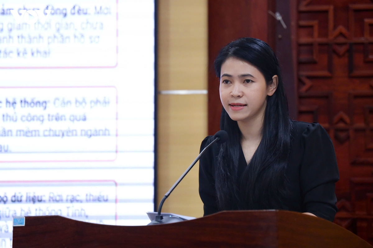 dai_dien_cac_don_vi_chia_se.jpg