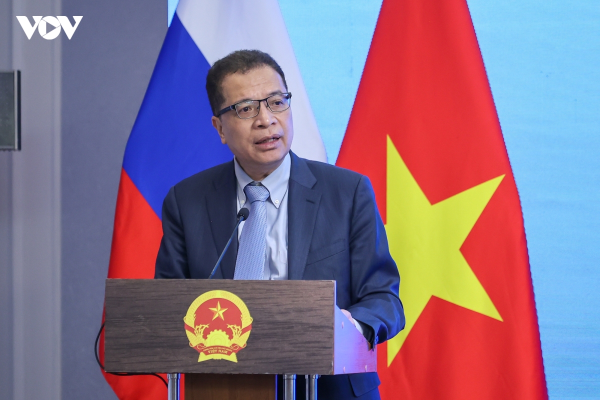 dai_su_dac_menh_toan_quyen_viet_nam_tai_lien_bang_nga_dang_minh_khoi_phat_bieu_tai_buoi_gap_mat.jpg