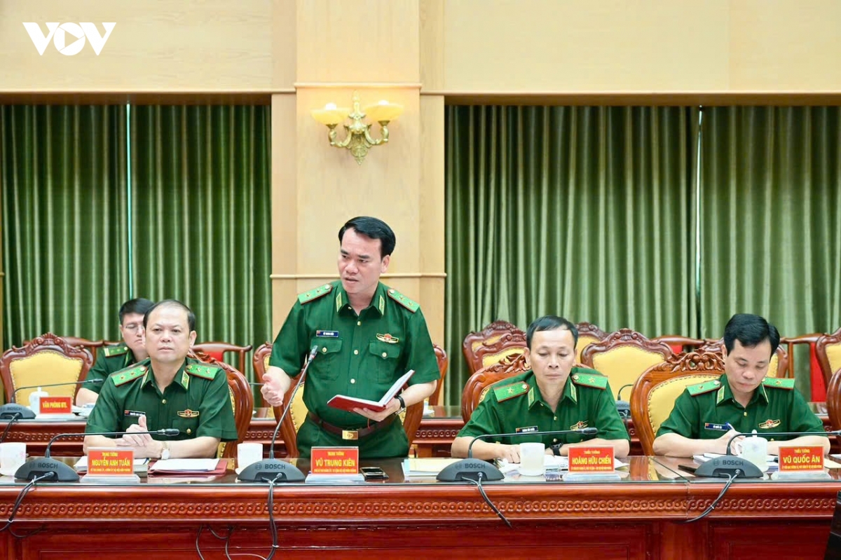 dai_tuong_nguyen_trong_nghia_lam_viec_voi_ban_thuong_vu_dang_uy_bo_doi_bien_phong_2.jpeg