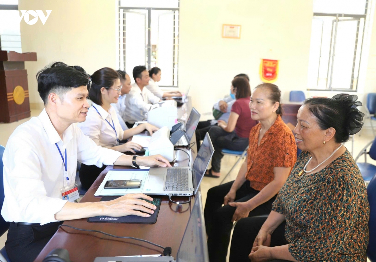 diem_phuc_vu_hanh_chinh_cong_luu_dong_xa_quyet_thang_duoc_to_chuc_tai_nha_van_hoa_thon_tram_khe.jpg