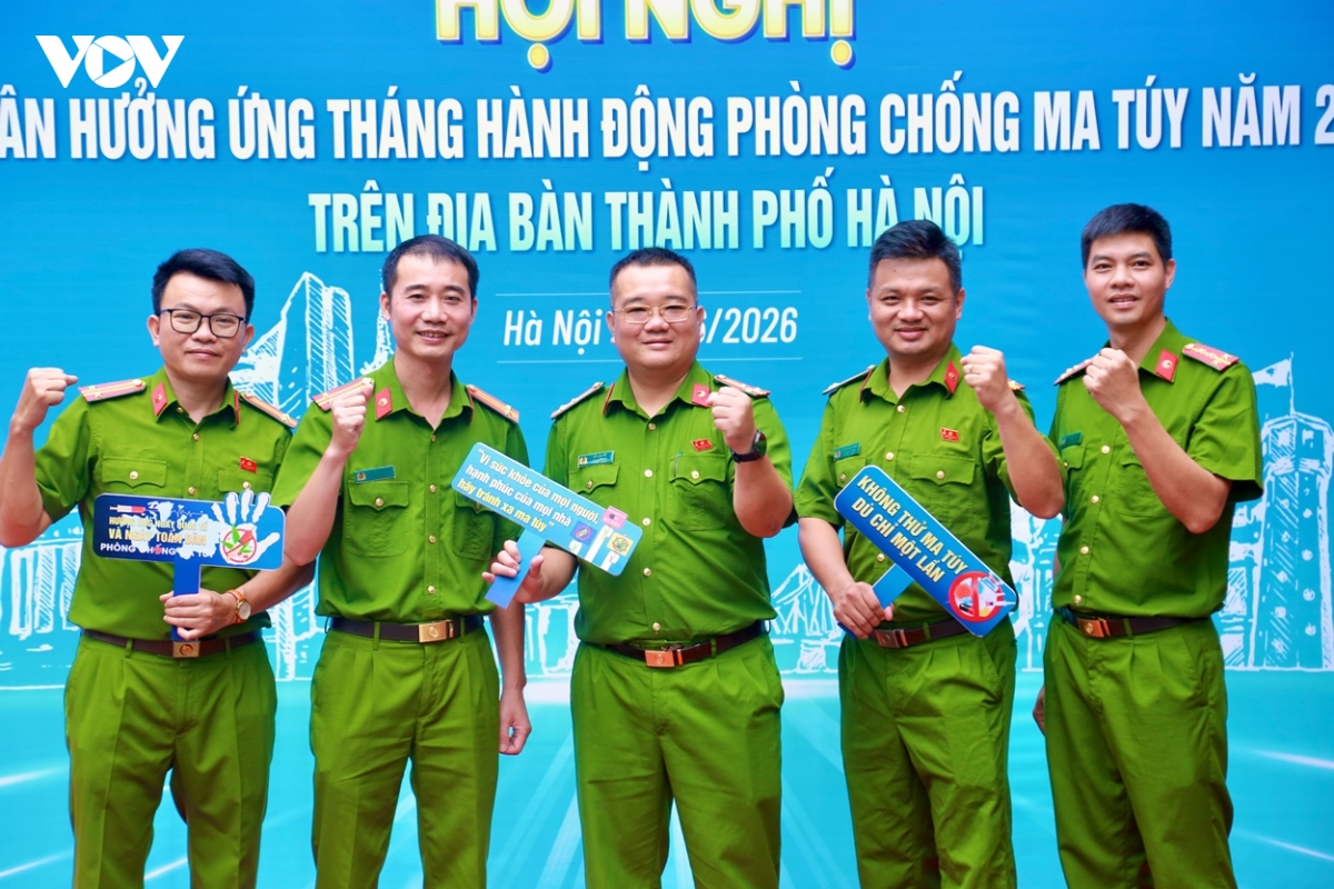 ha_noi_ra_quan.jpg