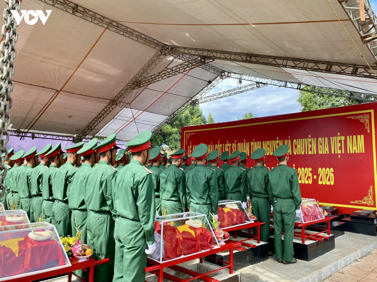 mua_kho_2025-2026_doi_k51_tinh_dak_lak_da_tim_kiem_cat_boc_va_hoi_huong_27_hai_cot_liet_si_ve_nuoc.jpeg